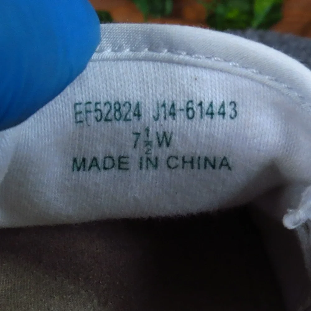 Grasshoppers EF52824 Women Slip On Sneaker Size 7.5 Wide Walking White Textile